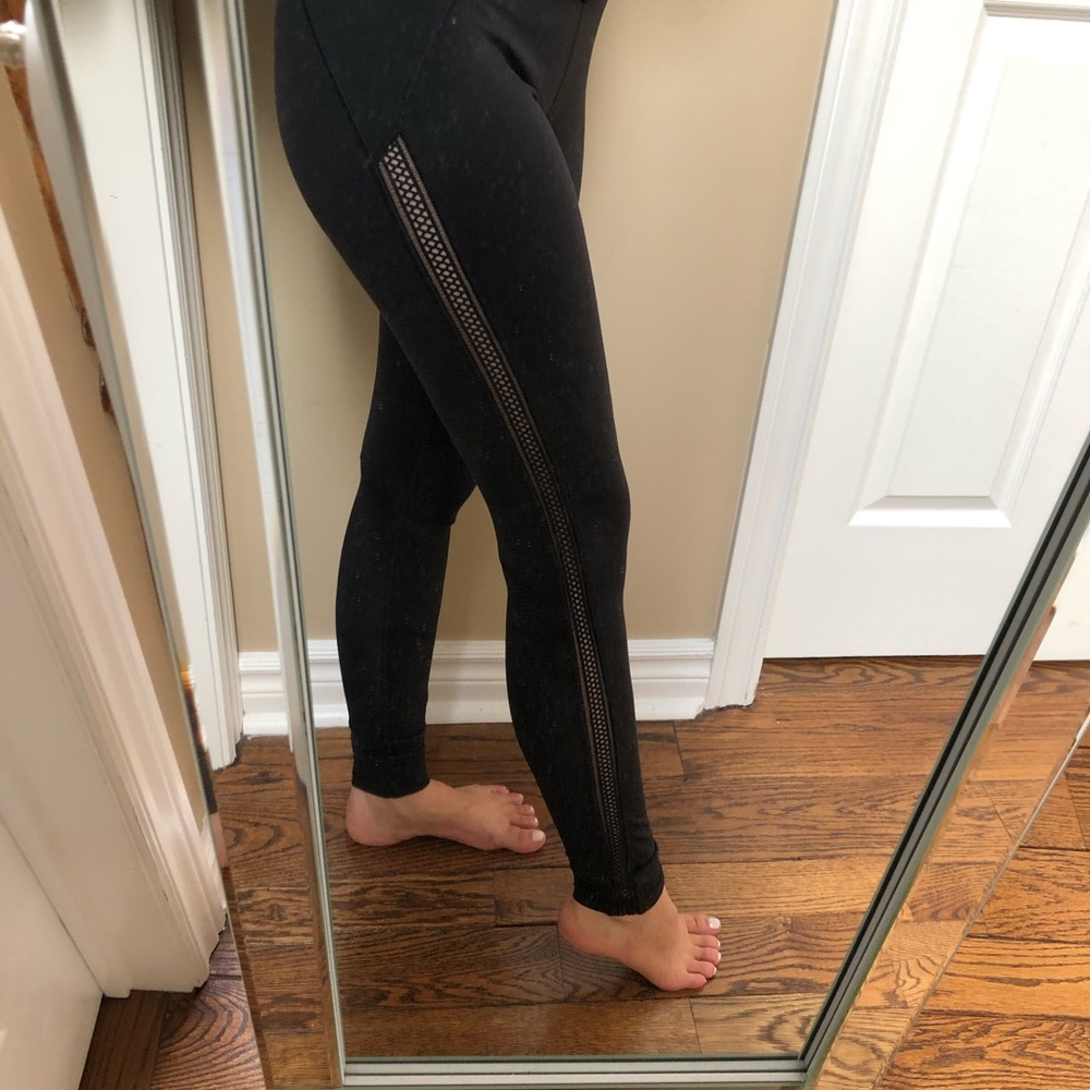 Victoria’s Secret Yoga Pants